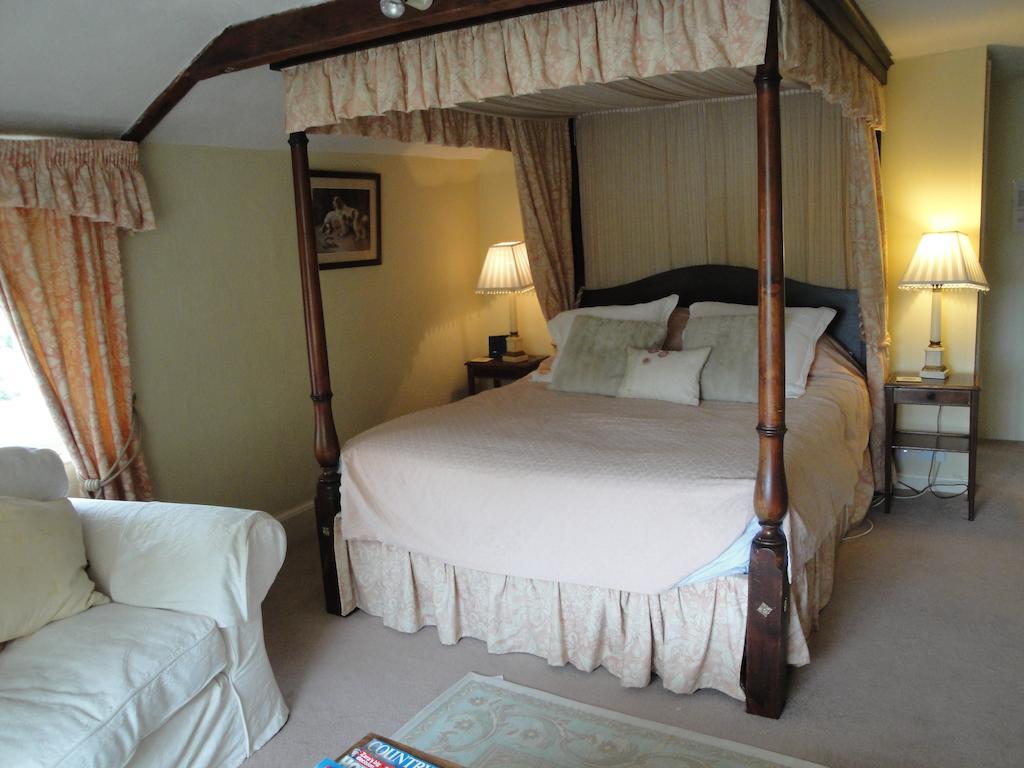 Bed and Breakfast Cary Fitzpaine House Babcary Номер фото
